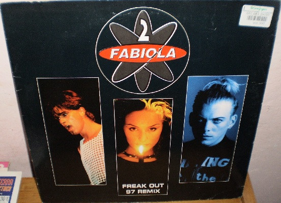 2 Fabiola - Freak Out (97 Remix)