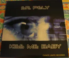 Carátula de Kiss Me Baby