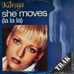 Carátula de She Moves (La La La)
